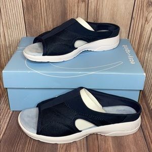 NWB EASY SPIRIT slip on shoes!